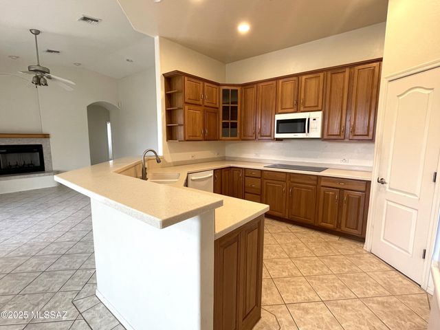 742 Via Vanilla, Rio Rico, AZ 85648