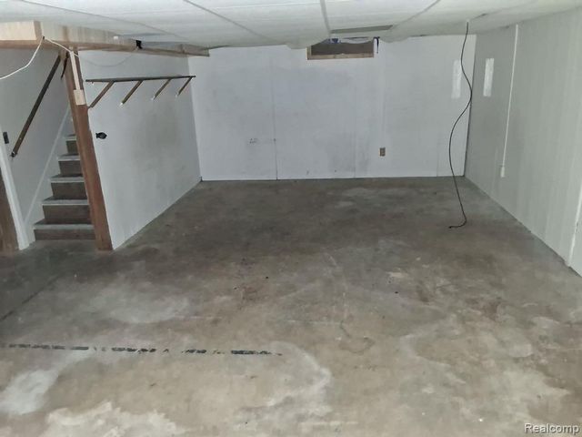 8791 E Outer Drive, Detroit, MI 48213