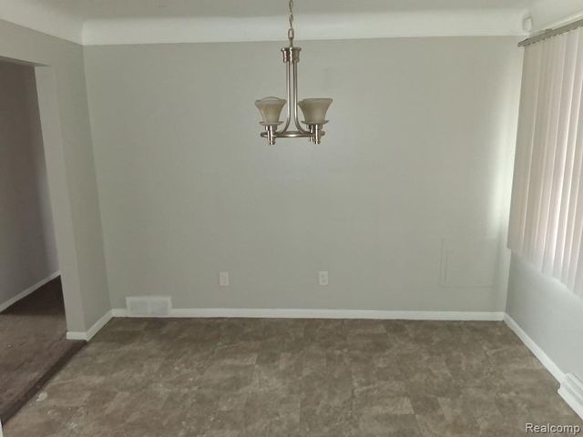 8791 E Outer Drive, Detroit, MI 48213