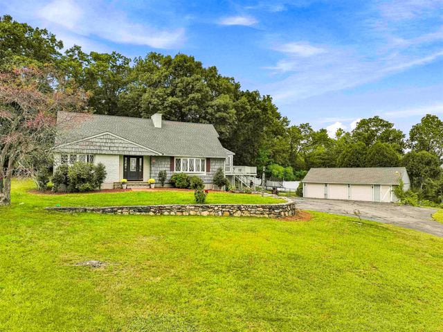 96 Pillsbury Road, Londonderry, NH 03053