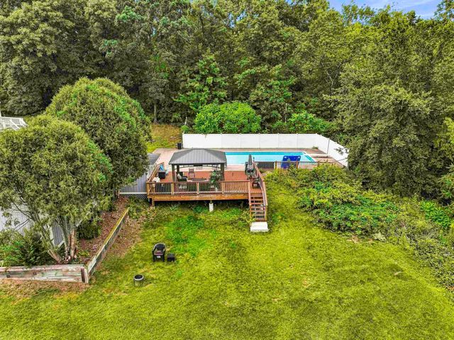 96 Pillsbury Road, Londonderry, NH 03053