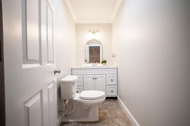 2797 E Gauthier Road, Lake Charles, LA 70607