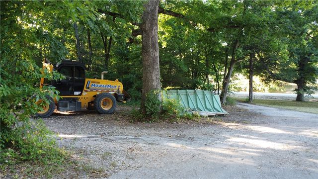 Pine Ridge Lane, Rogers, AR 72756