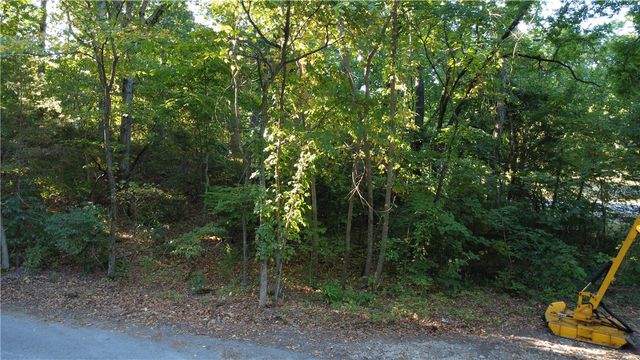 Pine Ridge Lane, Rogers, AR 72756