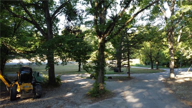 Pine Ridge Lane, Rogers, AR 72756