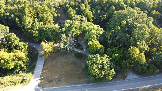 Pine Ridge Lane, Rogers, AR 72756
