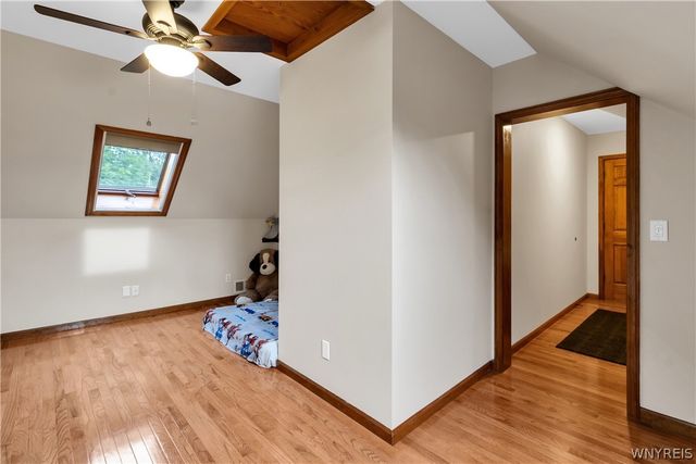7542 Back Creek Road, Boston, NY 14075