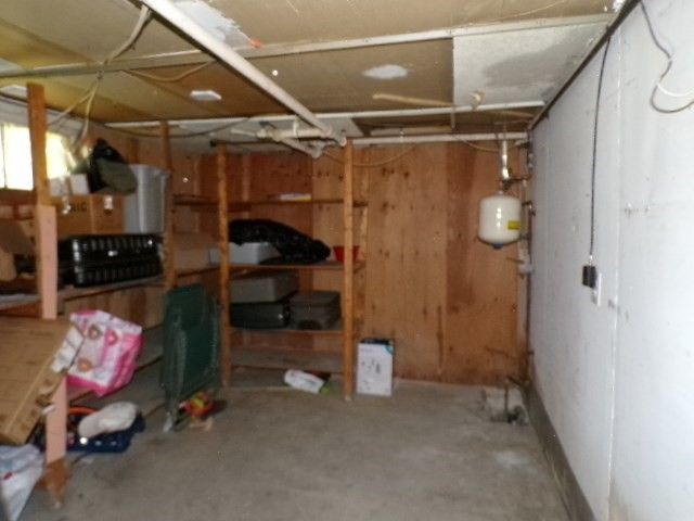 1373 Smith St, North Providence, RI 02911