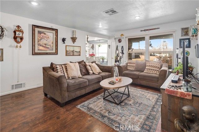 43848 Fern, Lancaster, CA 93534