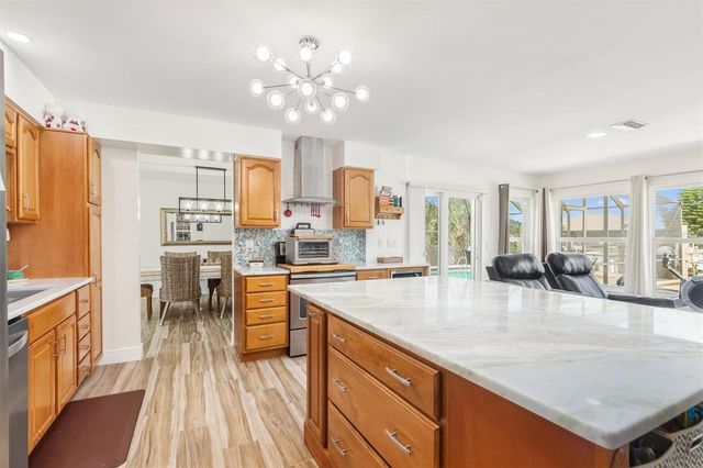 5 CHEYENNE COURT, Palm Coast, FL 32137