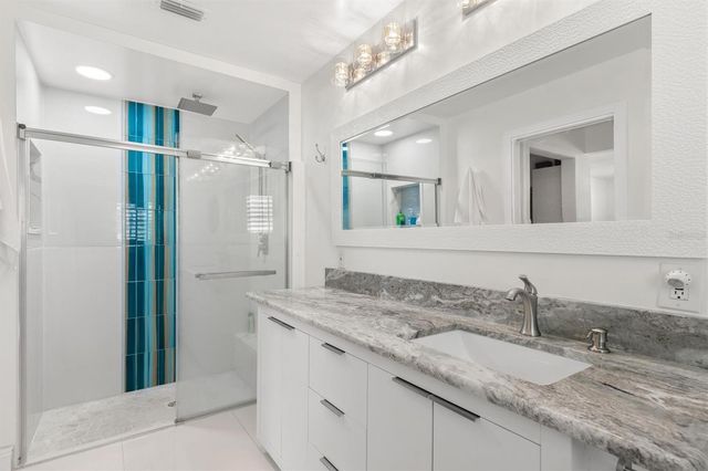 5 CHEYENNE COURT, Palm Coast, FL 32137