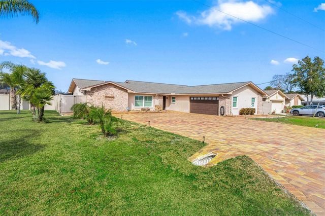 5 CHEYENNE COURT, Palm Coast, FL 32137