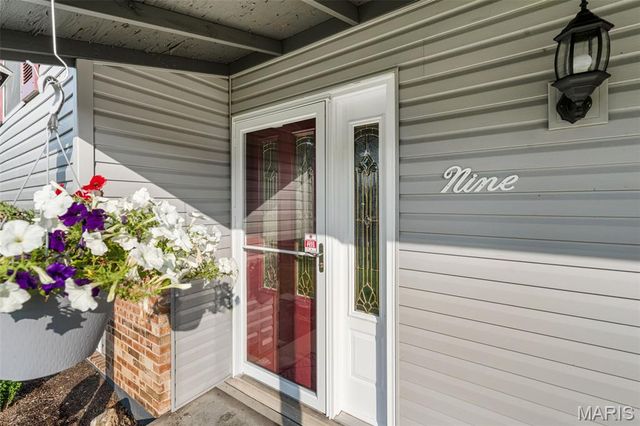 9 Linda Lane, St Peters, MO 63376