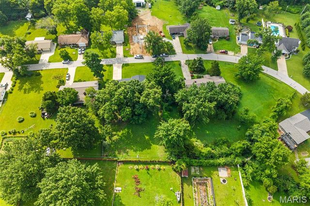 9 Linda Lane, St Peters, MO 63376