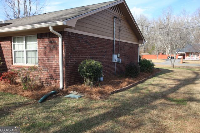 11 Pinestream Drive NW, Rome, GA 30165