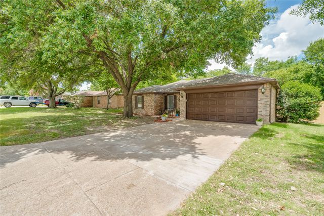 6516 Cliffside Drive, Edgecliff Village, TX 76134