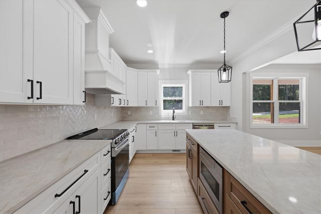 420 Lakeside Drive, Anderson, SC 29621