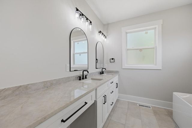 420 Lakeside Drive, Anderson, SC 29621