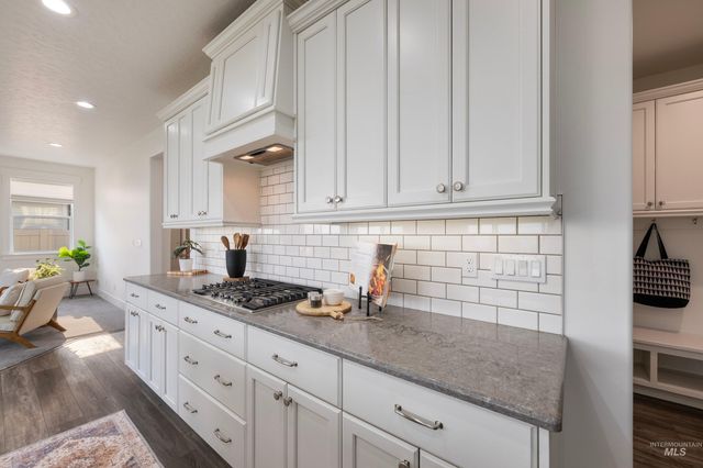 1306 E Sweet Pearl St, Kuna, ID 83634