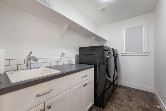 1306 E Sweet Pearl St, Kuna, ID 83634