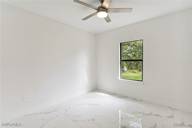 1136 Chiefland ST E, Lehigh Acres, FL 33974