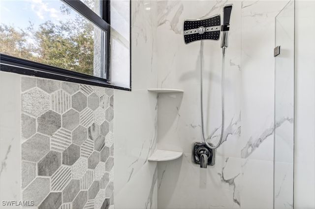 1136 Chiefland ST E, Lehigh Acres, FL 33974