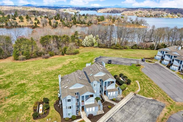 71 Waterside Cir Apt D8, Moneta, VA 24121