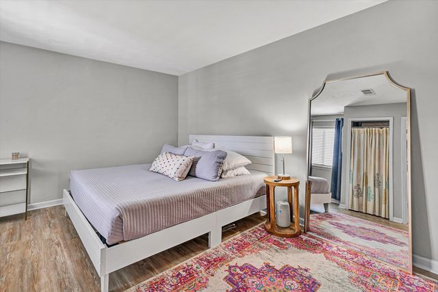 71 Waterside Cir Apt D8, Moneta, VA 24121