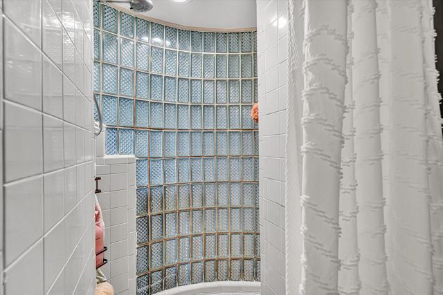 71 Waterside Cir Apt D8, Moneta, VA 24121