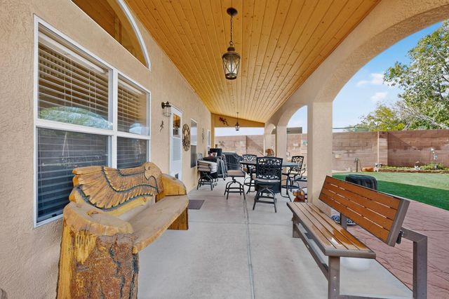 7372 Sidewinder Drive NE, Albuquerque, NM 87113