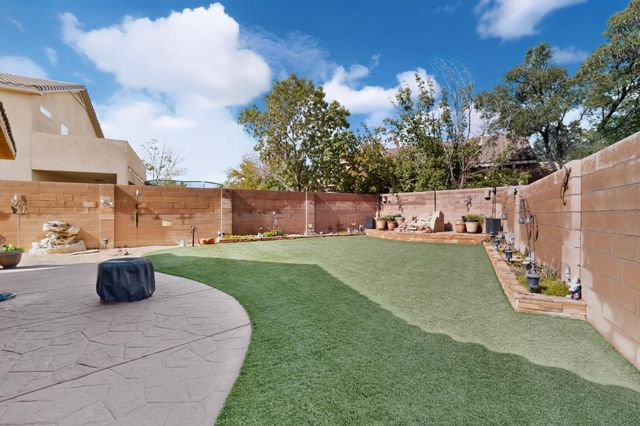 7372 Sidewinder Drive NE, Albuquerque, NM 87113