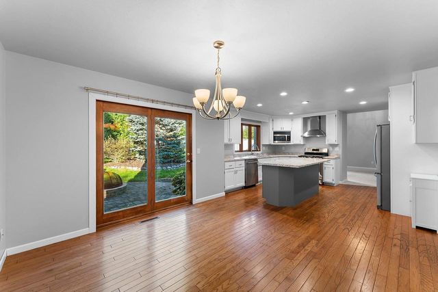 1610 KING OF ARMS DRIVE, Green Bay, WI 54313
