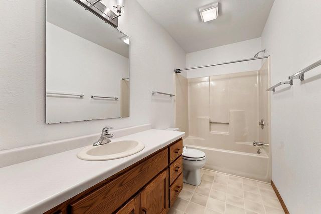 1610 KING OF ARMS DRIVE, Green Bay, WI 54313