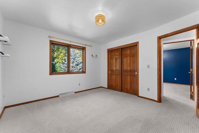 1610 KING OF ARMS DRIVE, Green Bay, WI 54313