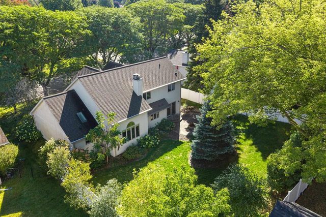 1610 KING OF ARMS DRIVE, Green Bay, WI 54313