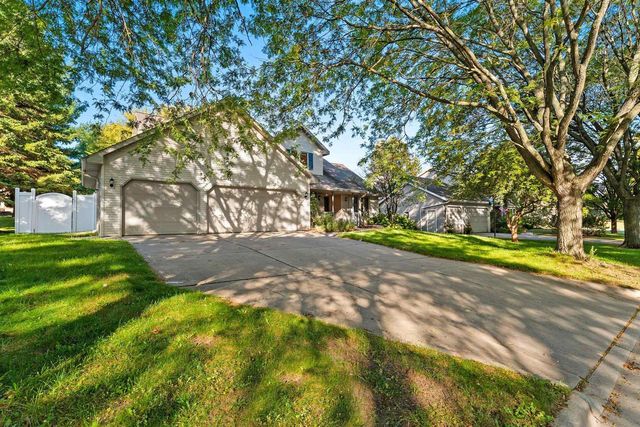 1610 KING OF ARMS DRIVE, Green Bay, WI 54313