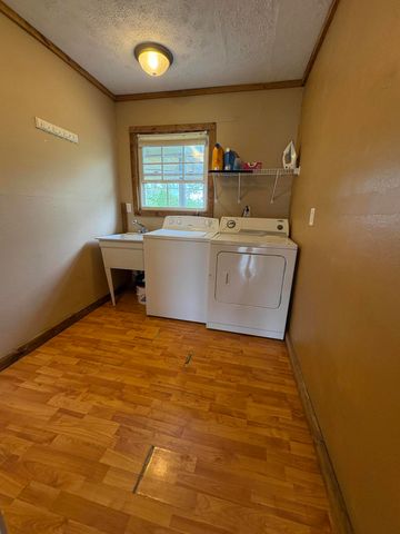 110 Hensley Heights, Harrodsburg, KY 40330