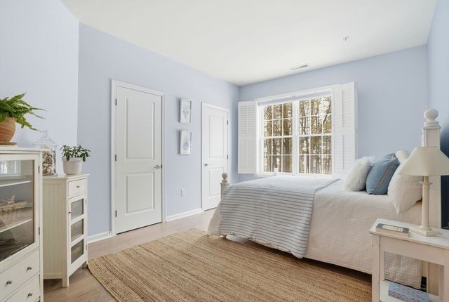 13 Morgan Drive 109, Natick, MA 01760