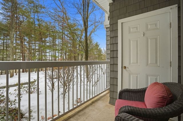 13 Morgan Drive 109, Natick, MA 01760