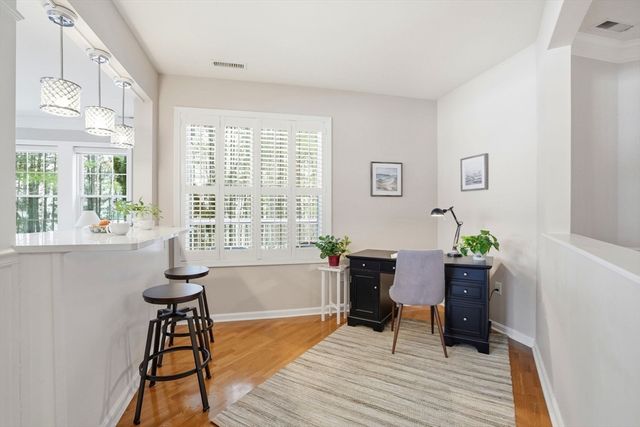 13 Morgan Drive 109, Natick, MA 01760