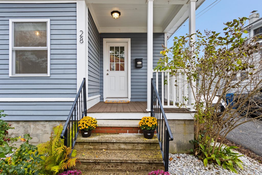 28 Tremaine Street, Portland, ME 04103 — photo 3