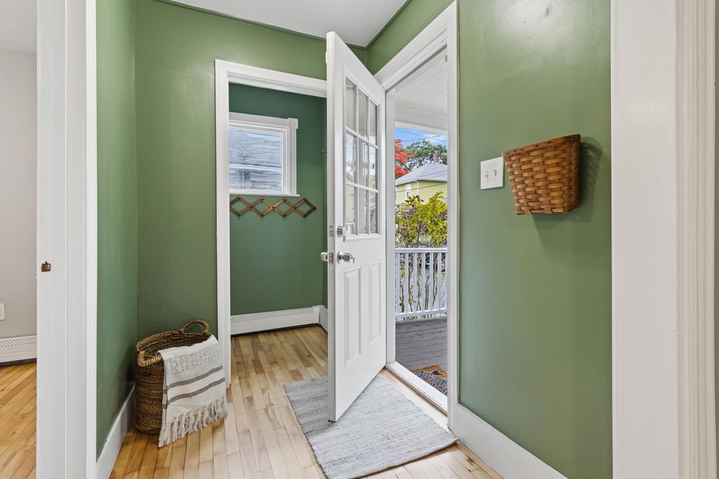 28 Tremaine Street, Portland, ME 04103 — photo 4