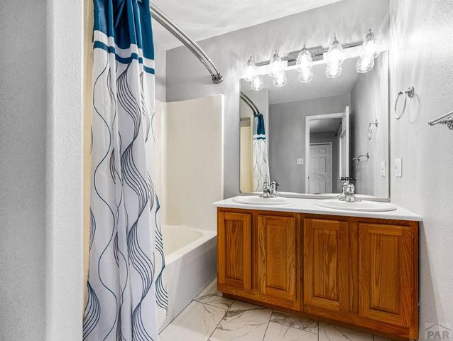 662 S Granby Lane, Pueblo West, CO 81007