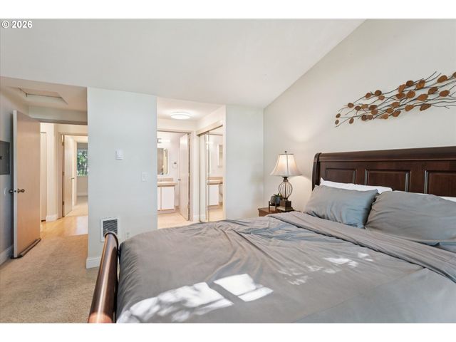 17618 Nw SPRINGVILLE Rd, Portland, OR 97229