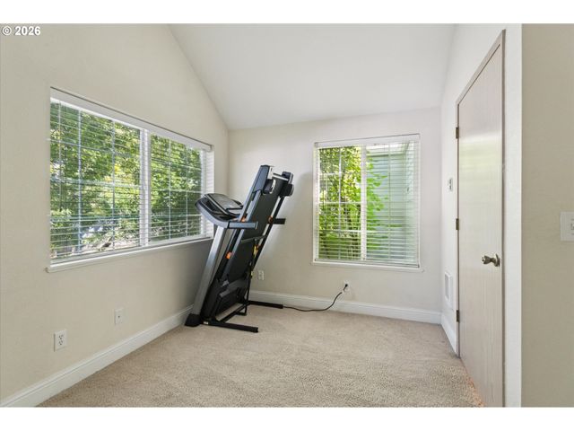 17618 Nw SPRINGVILLE Rd, Portland, OR 97229