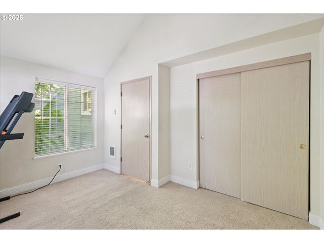 17618 Nw SPRINGVILLE Rd, Portland, OR 97229