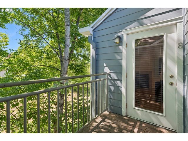 17618 Nw SPRINGVILLE Rd, Portland, OR 97229