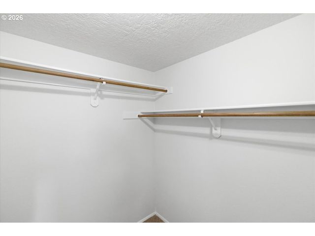 965 SAGRADA Cir, Keizer, OR 97303