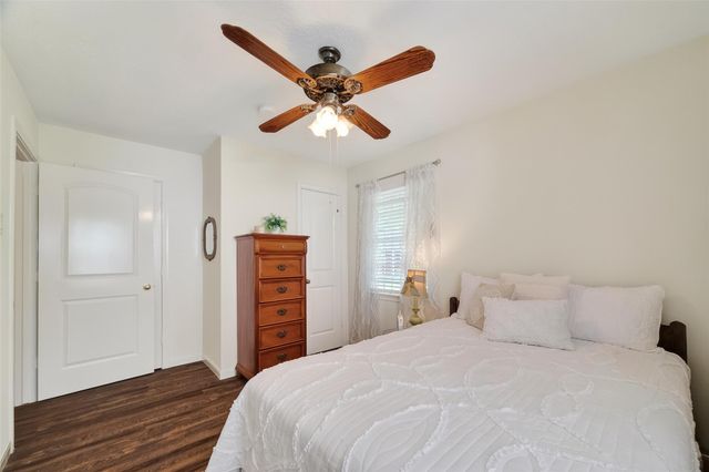 9219 Linda Vista Road, Houston, TX 77078