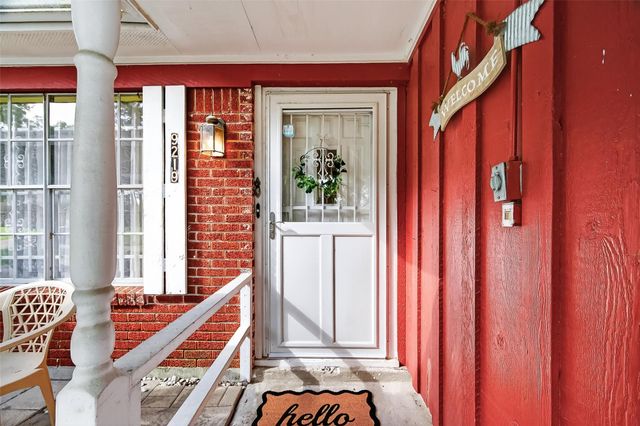 9219 Linda Vista Road, Houston, TX 77078